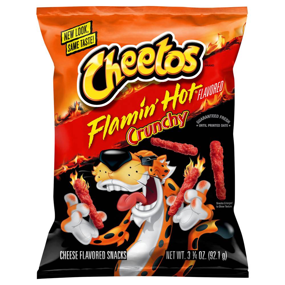 Cheetos Crunchy Snacks (flamin' hot-cheese)