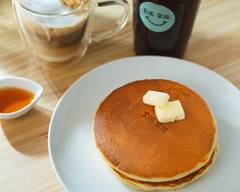 【パンケーキが人�気！】韓国カフェ RIERIE 【Pancakes are popular! 】Korean Cafe RIERIE