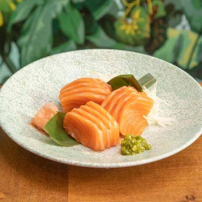 Sashimi di salmone classico
