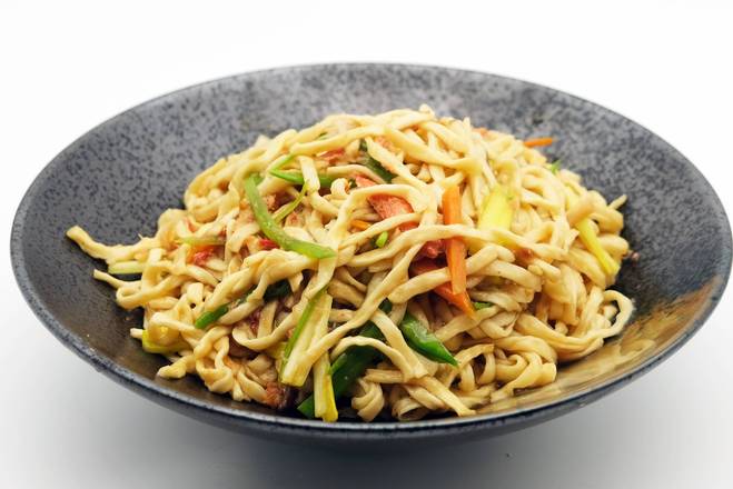 E22. Fried E-Fu Noodle with Soya Sauce 乾燒伊麵