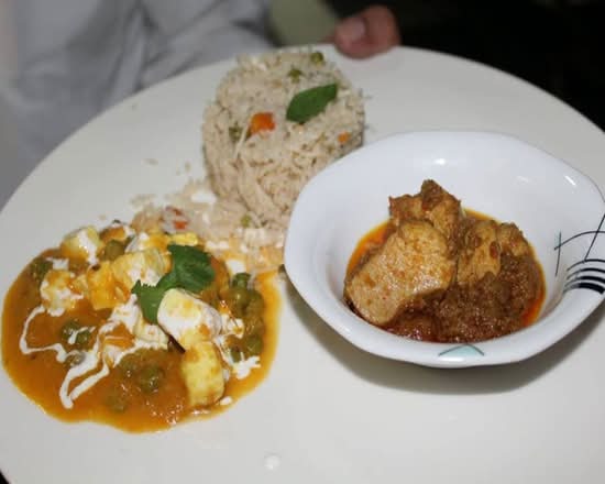 OM INDIA RESTAURANT(COMIDA INDIA)