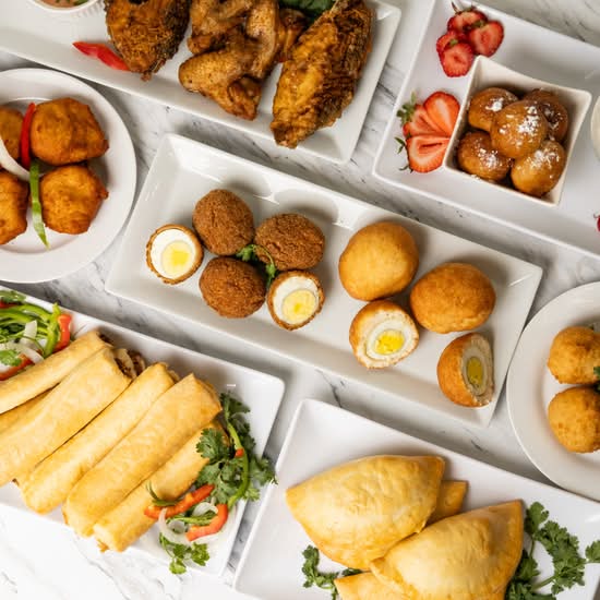 Lola’s Catering Vaughan (7777 Weston Rd, Unit 240)