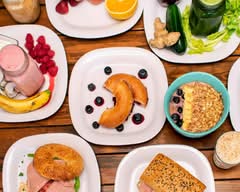 Safrú Juice Bar and Coffee