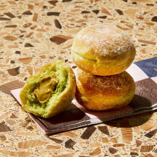 DELIVERY EXCLUSIVE ⭐ Mini Pistachio Doughnuts x3