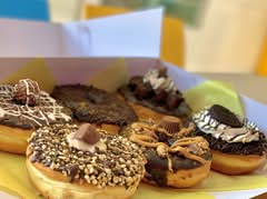 Homeros Donas Y Cafe 