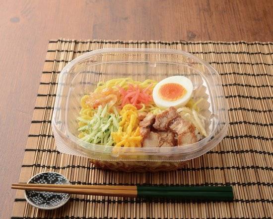 【麺類】8種具材の冷し中華*