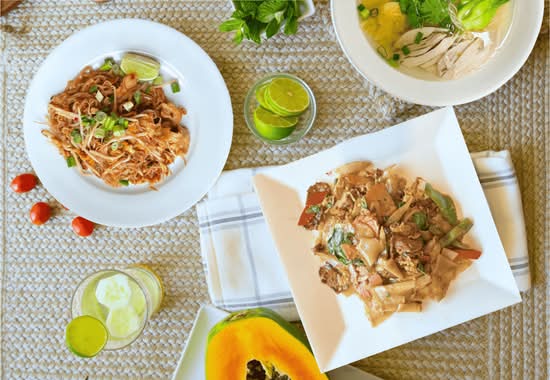 White Lotus Thai Restaurant & Pho (Windsor Locks)