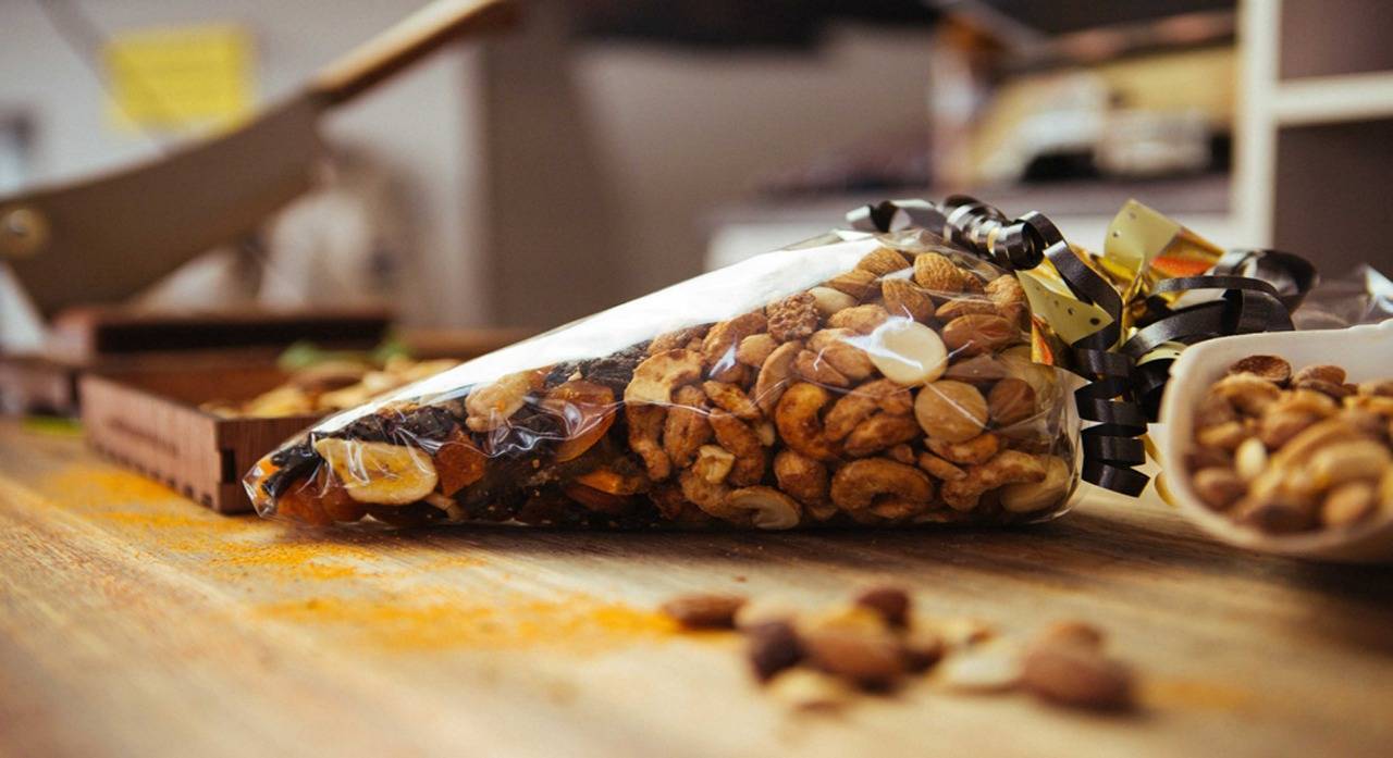Mix Nut Gift Cone