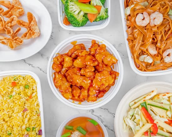 Flip Wok (7215 Goreway Drive,)
