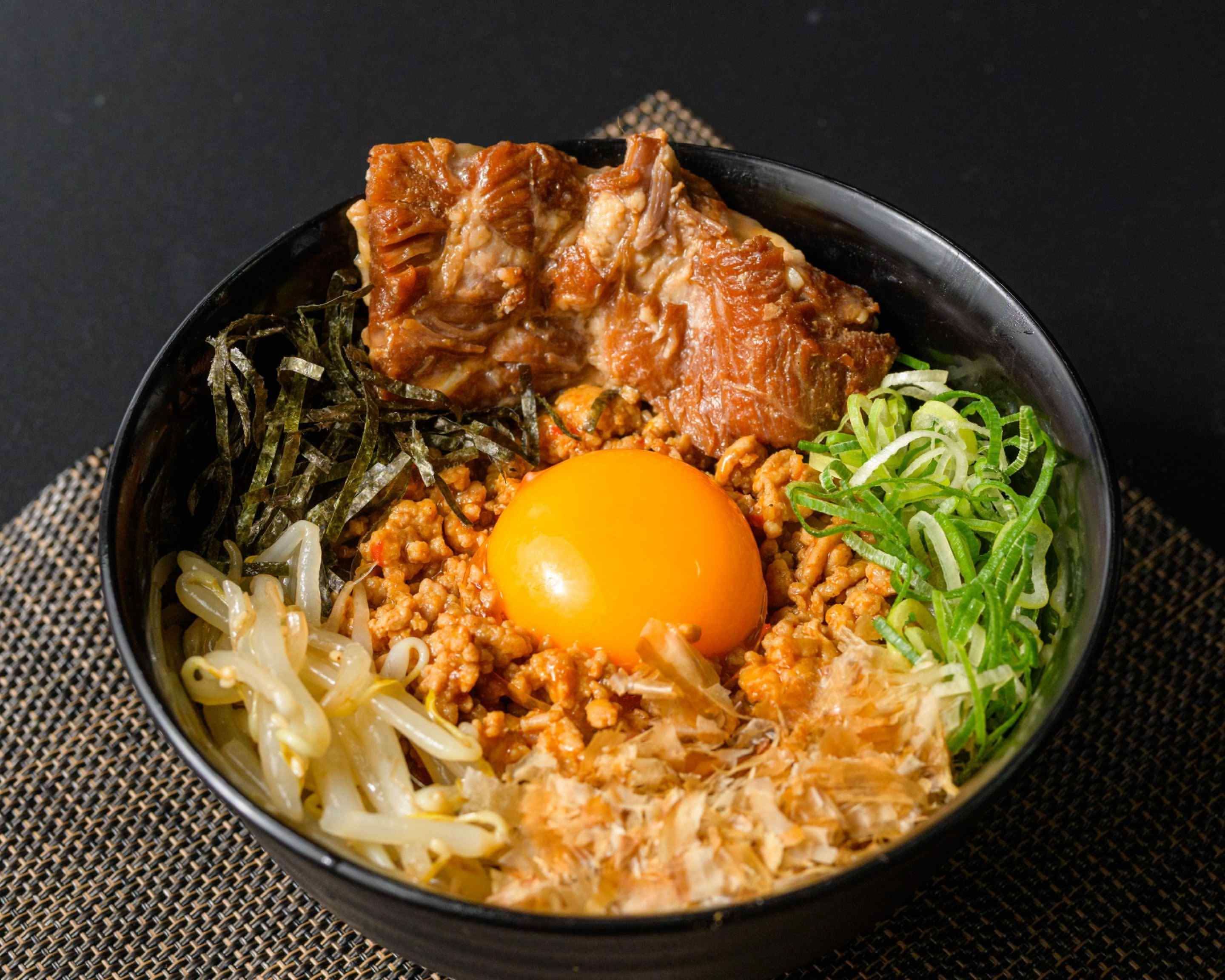 まぜそば・油そば 麺や一番 新深江店の出前・宅配・テイクアウト