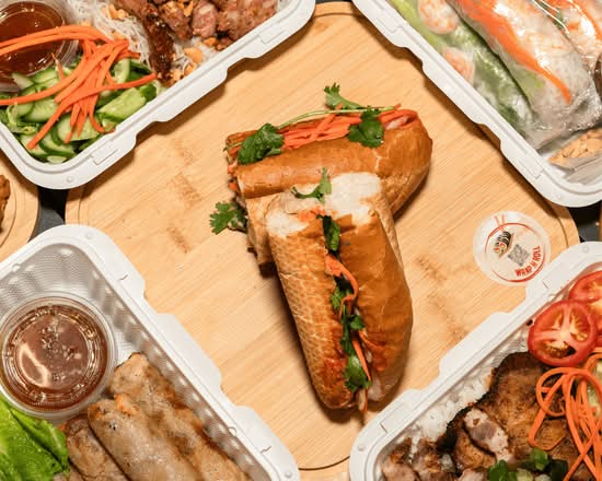 Wrap N Roll (119-414 Avenue B South)