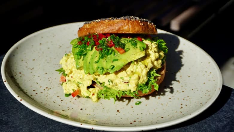Curry Me Home Bagel
