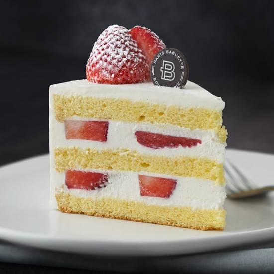 Strawberry Soft Cream Cake Slice