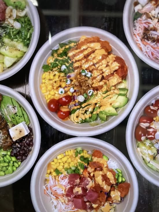 Umi Tea & Poke Bowl (105 Middle Neck Rd)