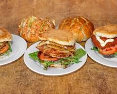 Macleays Deli
