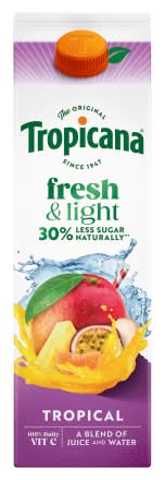Tropicana Fresh & Light Tropical Juice Blend Drink (850ml)