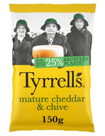 Tyrrells Mature Cheddar & Chive, Hand-Cooked English Crisps (150g)