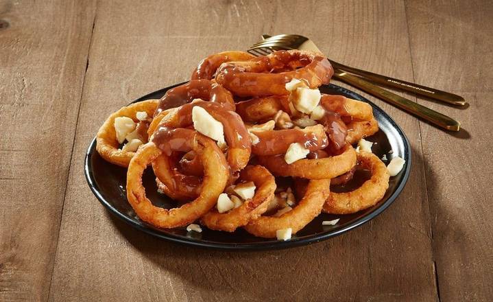 D Spot's Onion Ring Poutine