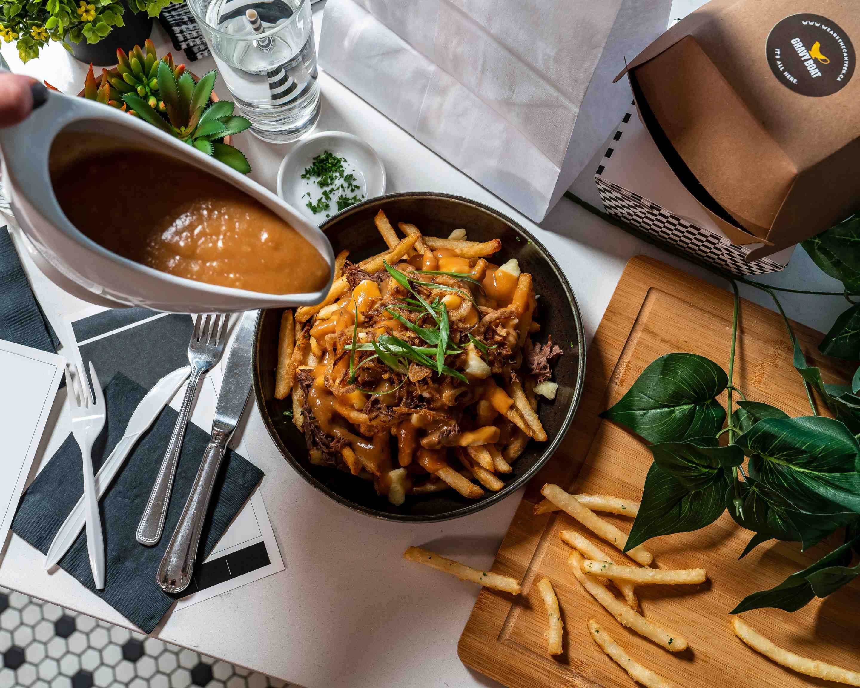 Order Gravy Boat (68 St NE) Restaurant Delivery【Menu & Prices】 Calgary