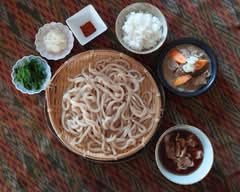 地粉うどん屋　くまぐまYOMOGI