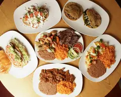 El Cuzcatlán Restaurant Grill 