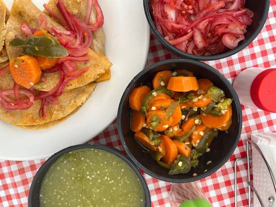 Tacos De Canasta El Güero