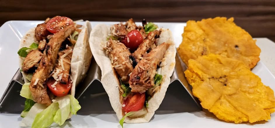 Chicken Mango & Balsamic Tacos