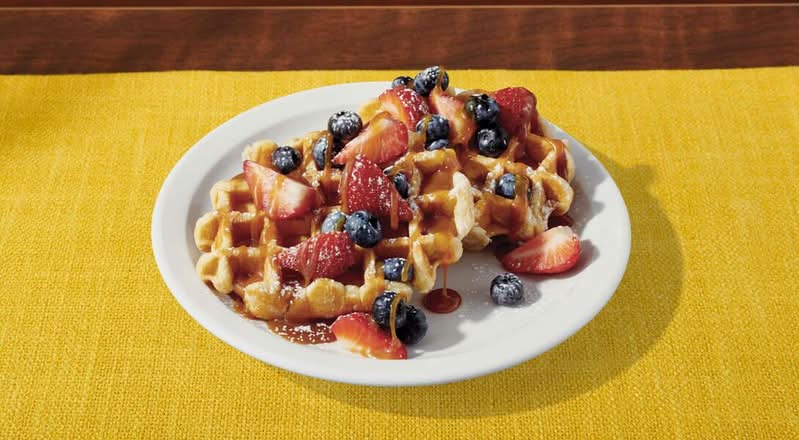 BERRY WAFFLES A LA CARTE