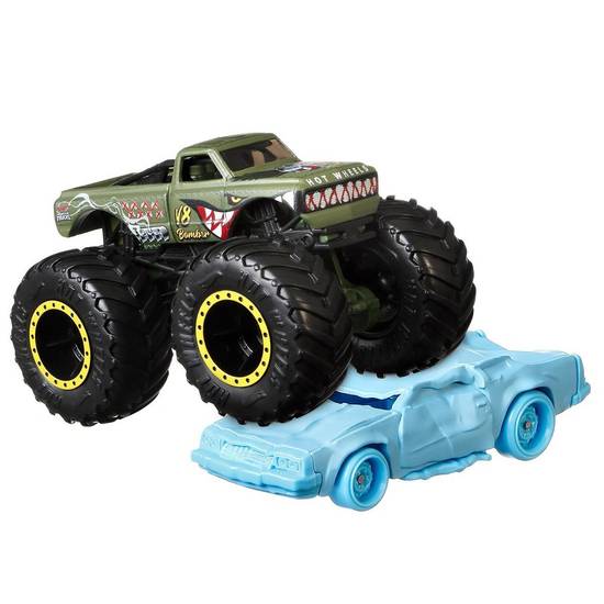 Hot wheels carrito monster trucks v8 bomber + die cast car (2 piezas)