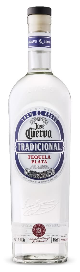 Jose Cuervo Tradicional Tequila Plata (750 ml)