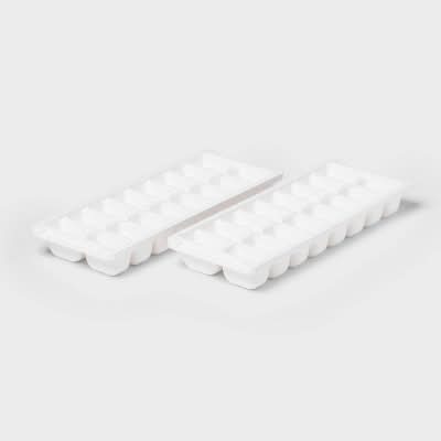 Room Essentials Plastic Ice Tray, White (2 ct)