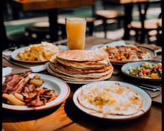 Cami's Breakfast Cafe (3161 MIchelson Drive #101)