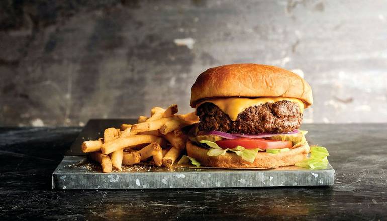 Classic Cheeseburger