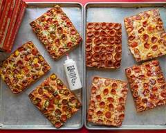 Jet's Pizza (901 Nordic Dr)