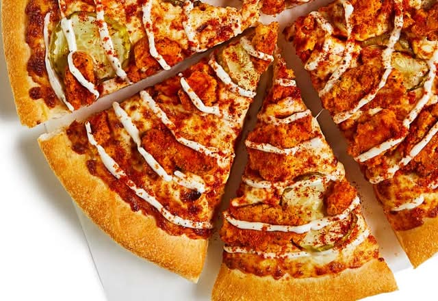 14" Large Nashville Hot Chicken Pizza
