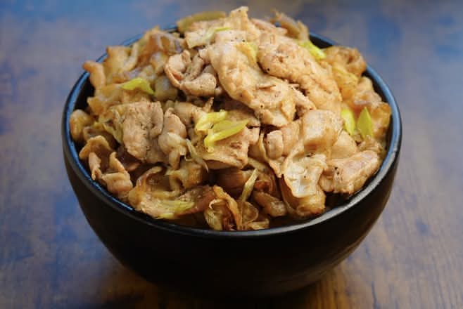 スタミナ丼 ガッツリスタミナ丼!!野郎の道!!～ 四日市北店～ delivery & takeaway