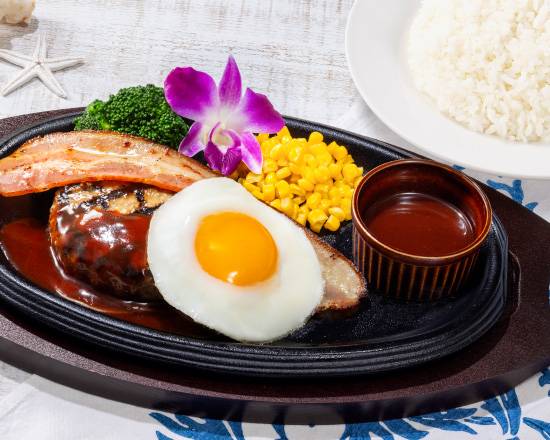 国産肉厚アメリカンハンバーグ ライス付き Japanese Meaty Hamburg Steak Cooked in American Style with BBQ Sauce with Rice