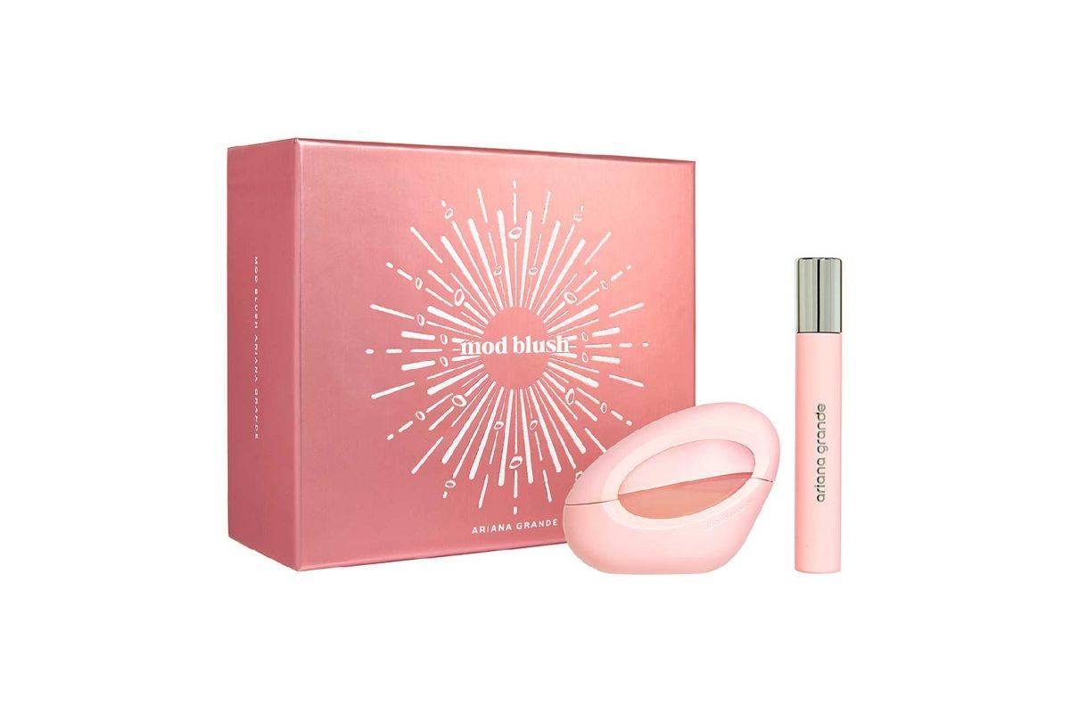 Ariana Grande Mod Blush Eau De Parfum 30ml Set