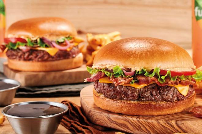 Menu Famous Bacon Burger Duo 🍔 🍔 🍟 🍟 🥤 🥤