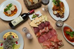 Frankie's Italian Deli and Uncle Louie G (3930 U.S. 301)