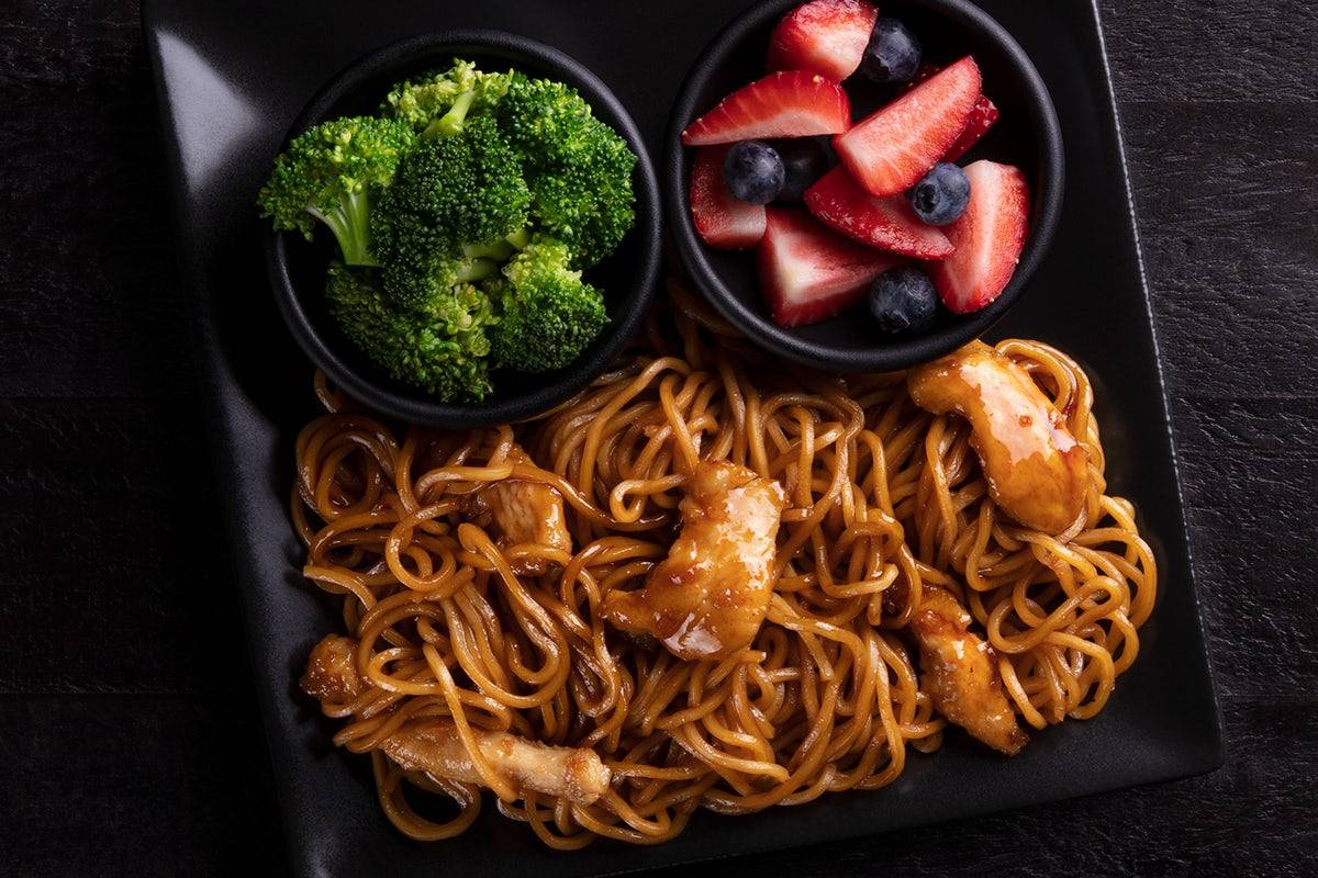 Kids Chicken Lo Mein