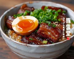 豚雲堂 新宿店 とろける角煮と味噌汁 TONUNDO: Melty braised pork and miso soup Shinjyuku Tokyo