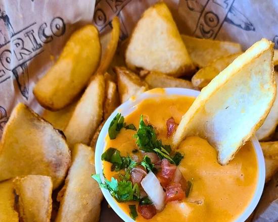 Queso & Dipper Fries