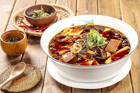 毛血旺双人餐 / Mao-Style Hotpot w/ Beef, Tripes & Duck Blood