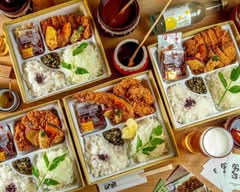 かつくら成城コルティ店 Katsukura Seijyo Corty