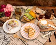 十九又二分之一咖啡館