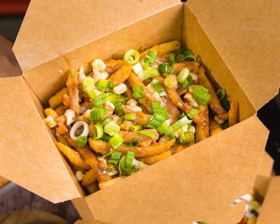 Classic Poutine