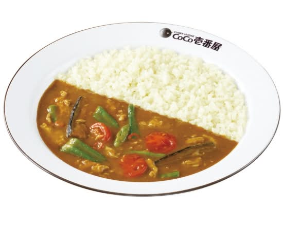 チキンと夏野菜カレー　刻みカリフラワー Chicken and summer vegetable curry, shredded cauliflower