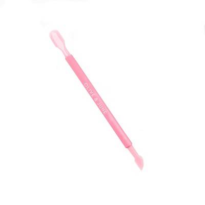 Olive & June Manicure Cuticle Pusher (1.8 oz)