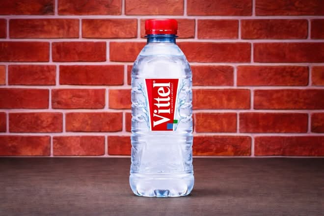 🥤 Eau plate Vittel (50cl)